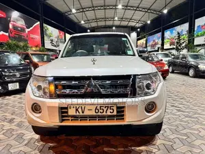 Mitsubishi Montero Centre Sp Wheel 2013