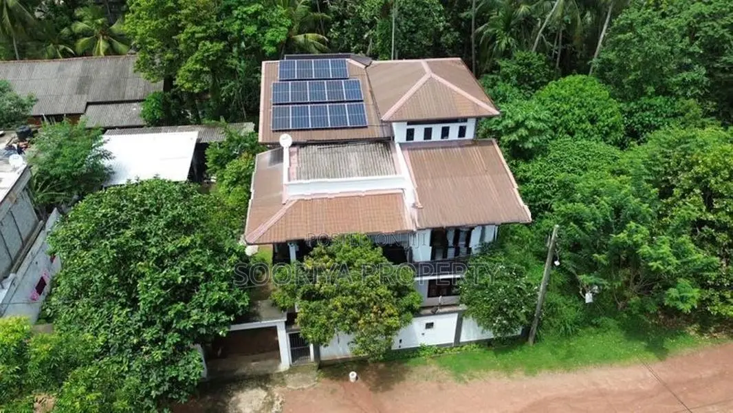 villa Type 2 Storey House for Sale in Piliyandala