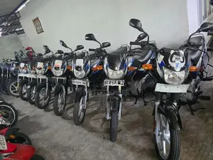 Bajaj CT100 2025