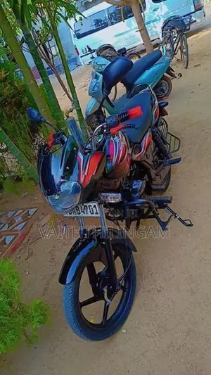 Bajaj Discover 2014