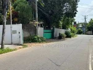 Commercial Building for Sale in Piliyandala