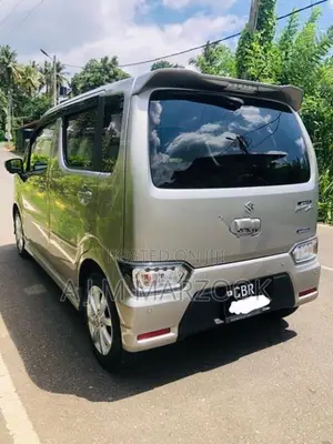 Suzuki Wagon R Custom Z 2022
