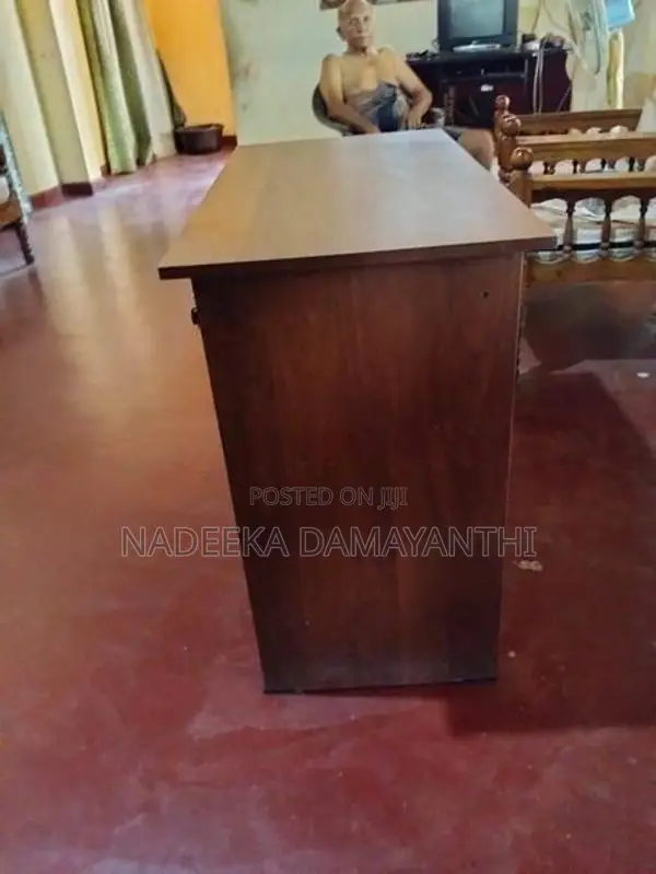 Damro Table