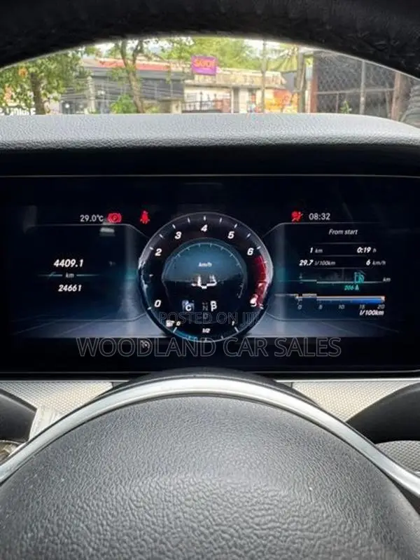 Mercedes Benz E180 2019