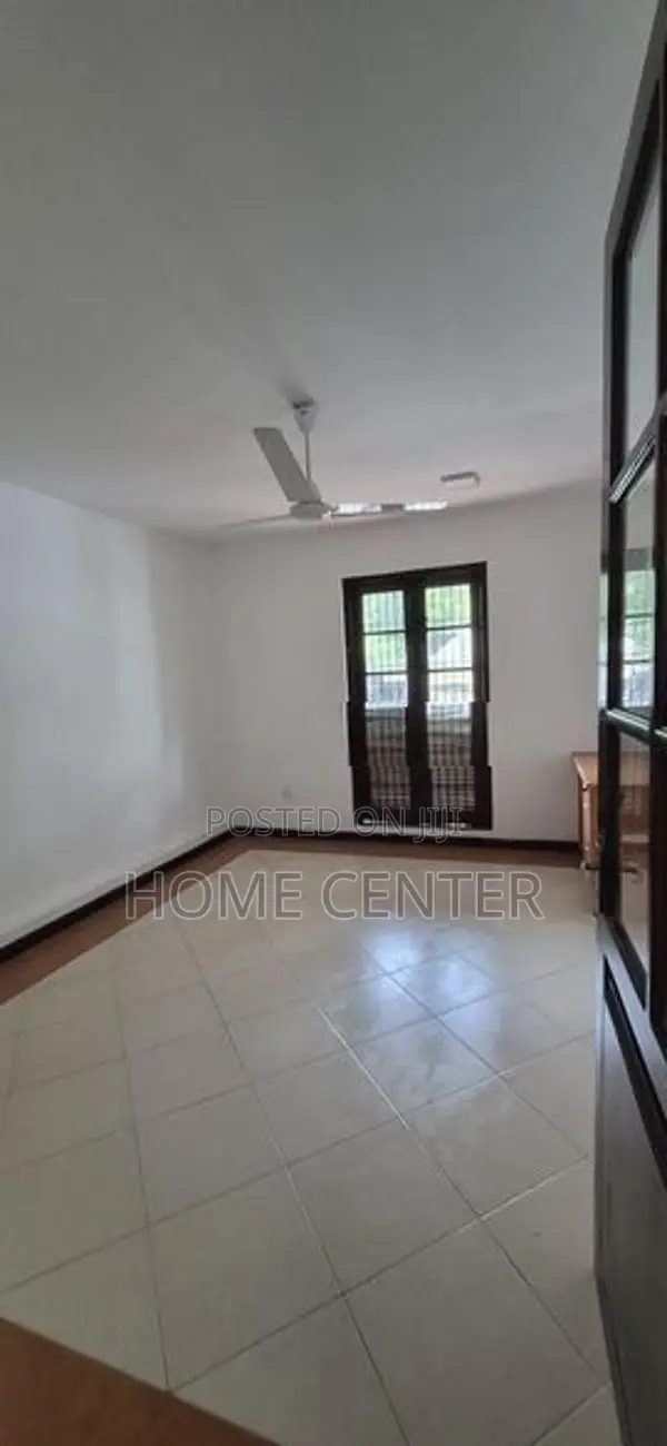 4BHK Two Storey House For Rent In Dehiwala