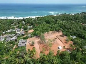 Tourism Lands For Sale - Hirikatiya