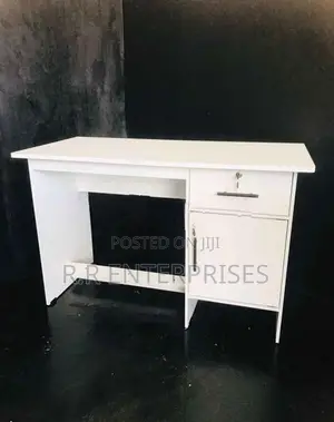New 4*2 Ft Melamine Office Table .