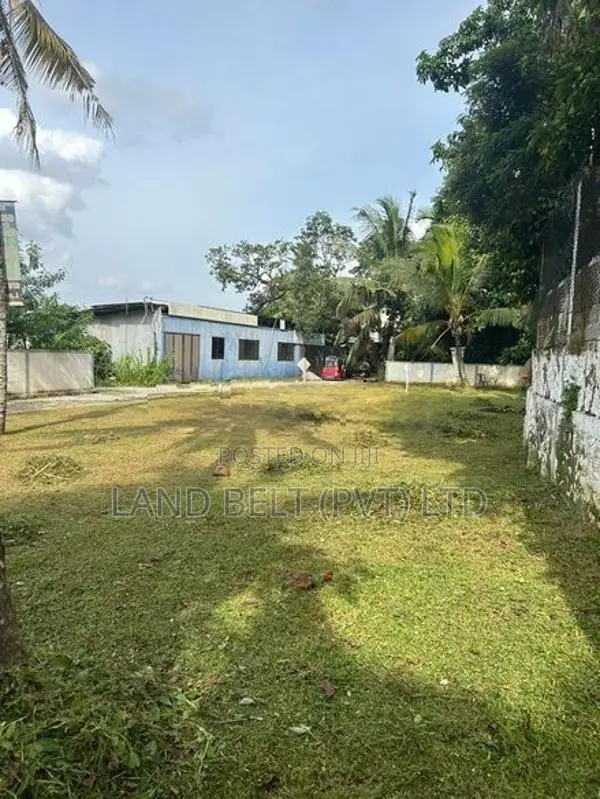 Kottawa වෙල් යායට මුහුණලා Luxury Land Plots