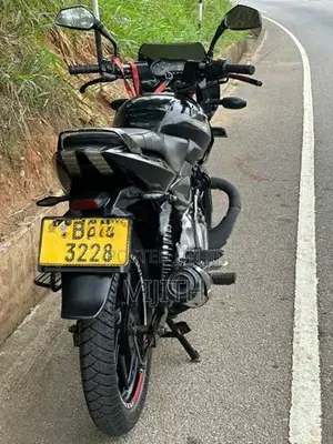 Bajaj Pulsar 150 2016