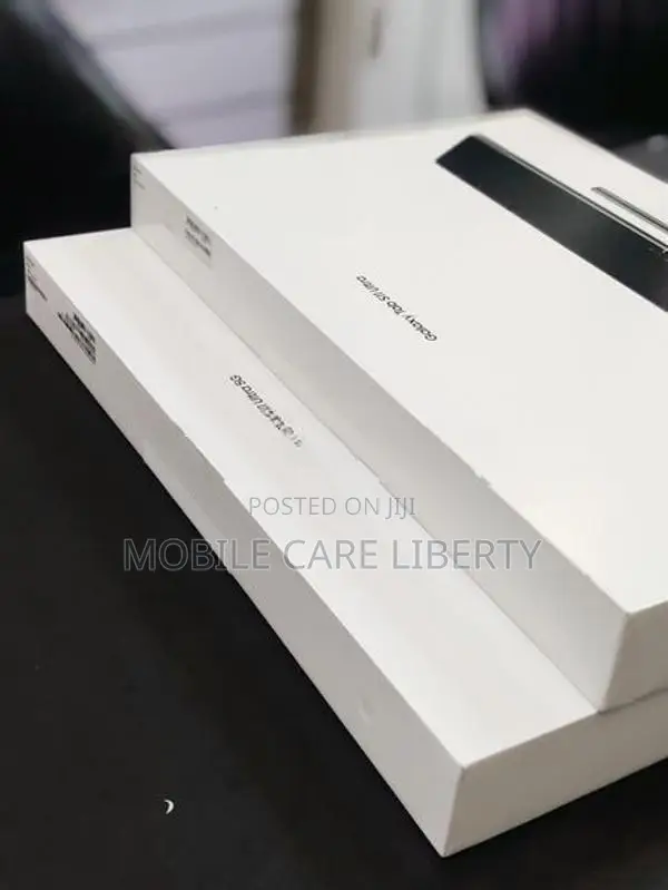 Samsung Galaxy S11 Ultra WIFI 12GB 256GB with Ai Keyboard