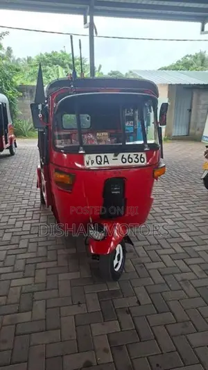 Bajaj RE 2 Stroke 2005