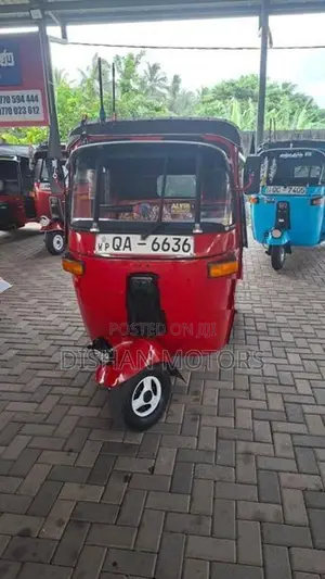 Bajaj RE 2 Stroke 2005
