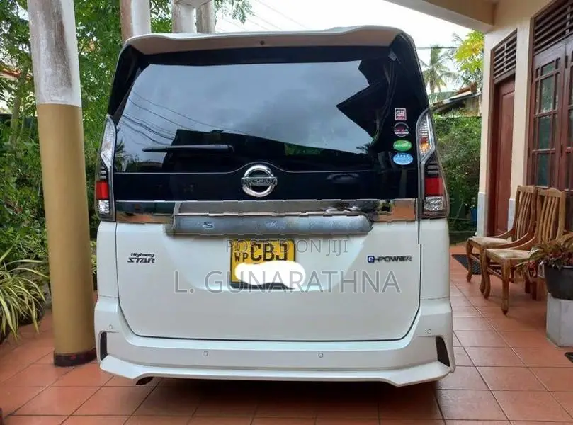 Nissan Serena Highway Star e-Power 2018