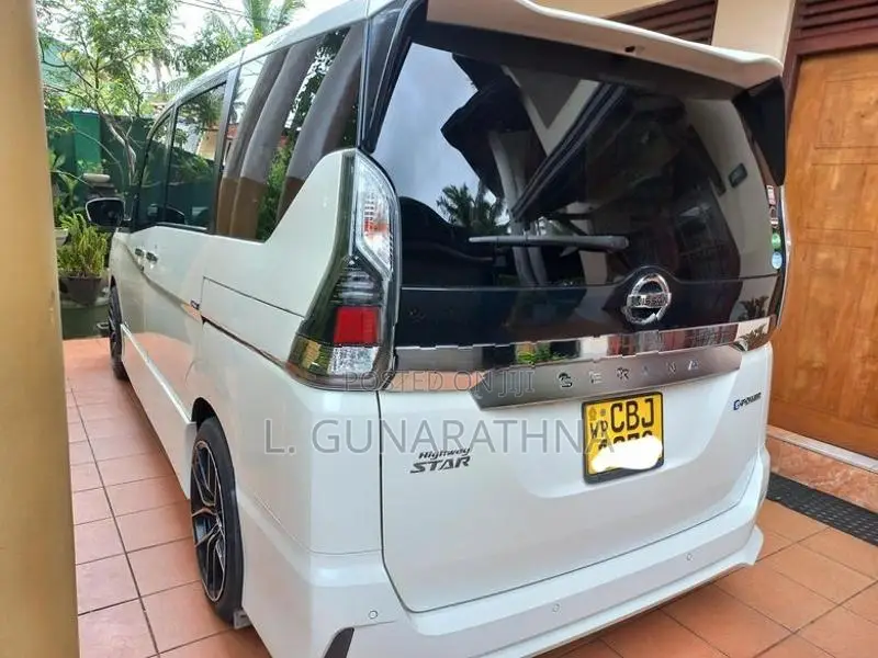 Nissan Serena Highway Star e-Power 2018