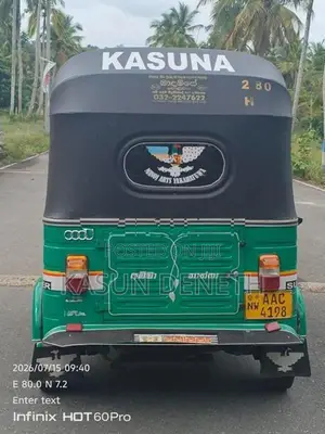 Bajaj RE 2012