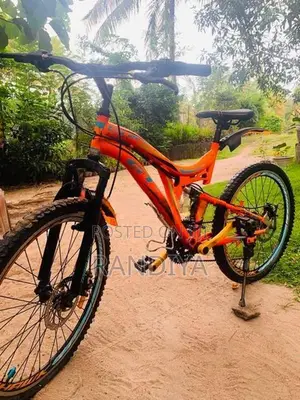 Tomahawk Gt-3 Bicycle