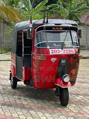 Bajaj RE 1999