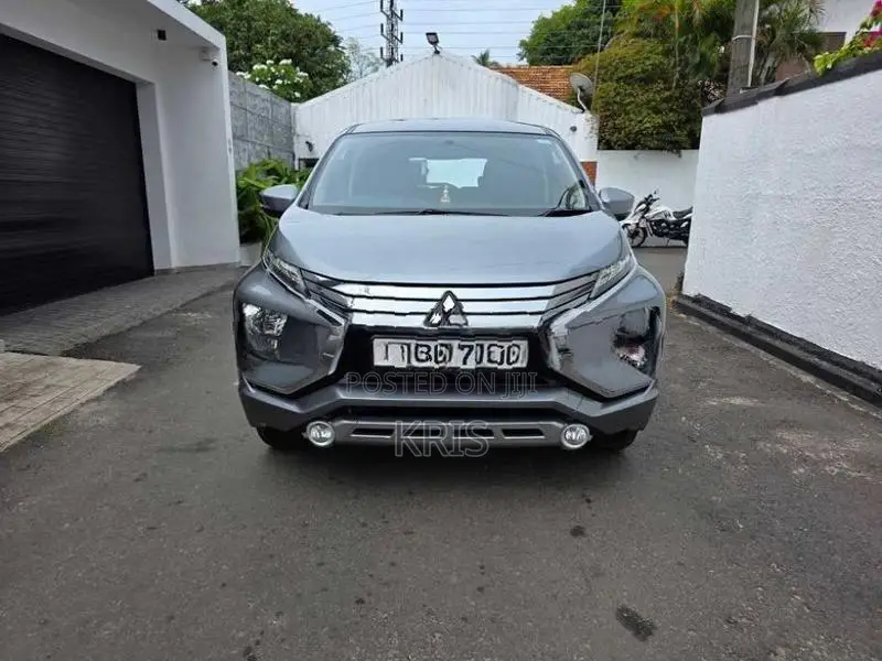 Mitsubishi Xpander 07 Seater MPV 2020
