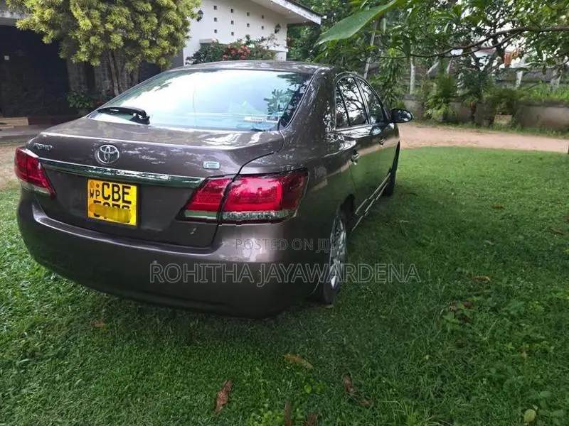 Toyota Premio 2017