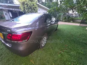 Toyota Premio 2017