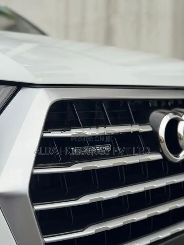 Audi Q7 Fully Loaded 2.0 L 2017