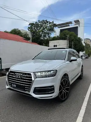 Audi Q7 Fully Loaded 2.0 L 2017