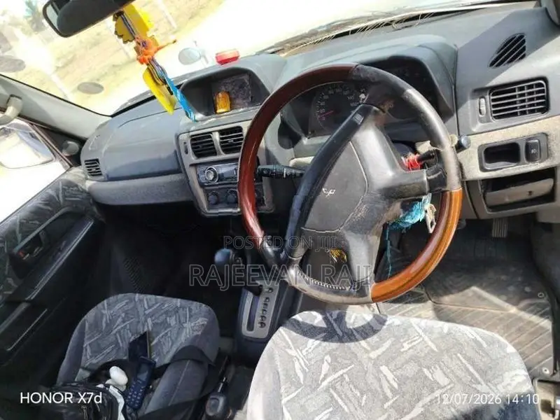 Mitsubishi Pajero 2002