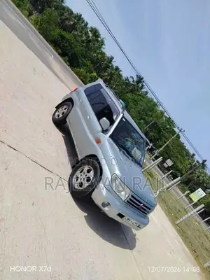 Mitsubishi Pajero 2002