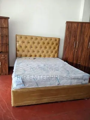 New 6*5 ft (72"*60") Queen Cushion Bed .