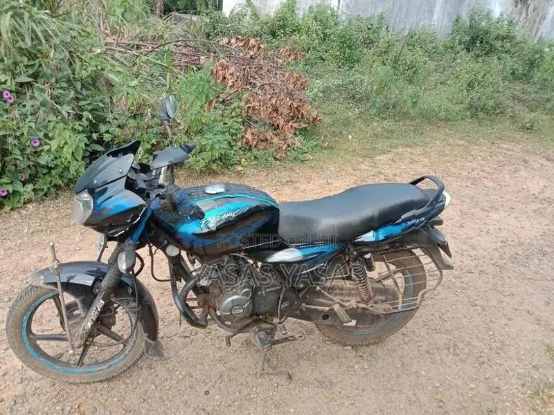 Bajaj Discover 2014