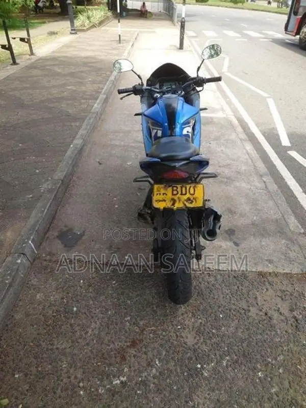 Suzuki Gixxer SF 2016 blue