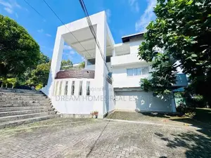 Luxury House for Sale Gothatuwa (SE1661)