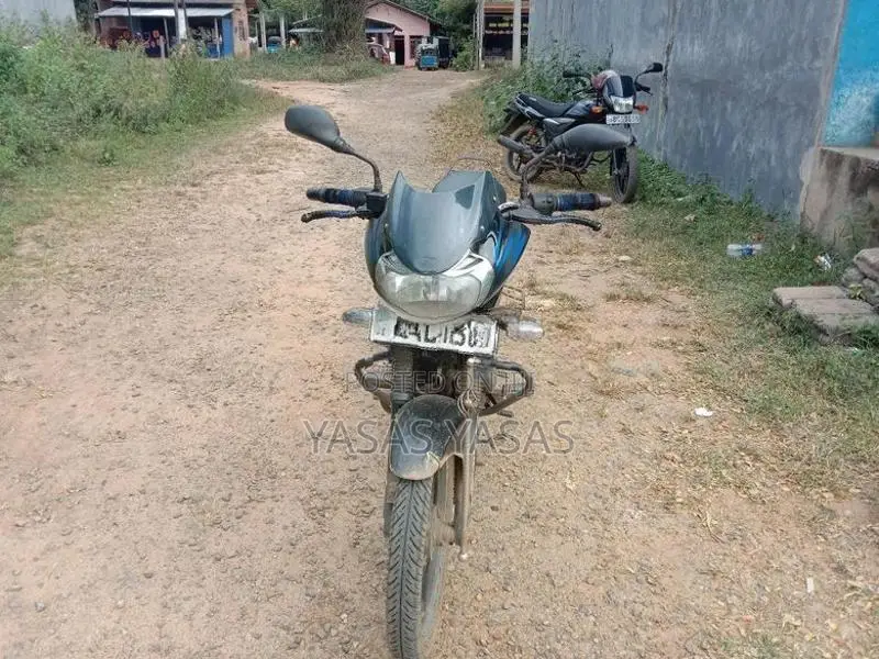 Bajaj Discover 2014
