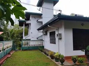 Spacious House with Large Land for Sale in Kadawatha!