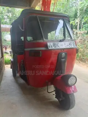 Bajaj RE 2007