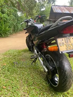 Honda Hornet 2004