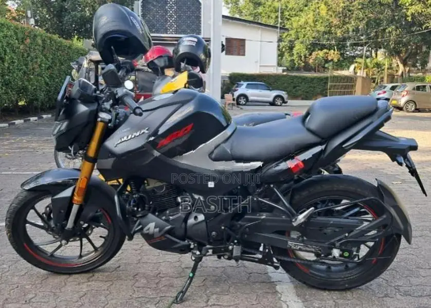 Hero Hunk 160R 2025