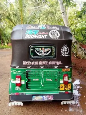 Bajaj RE 2009