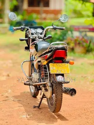 Bajaj CT100 2009