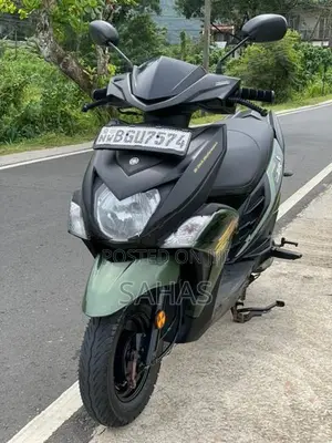 Yamaha Ray ZR 2018