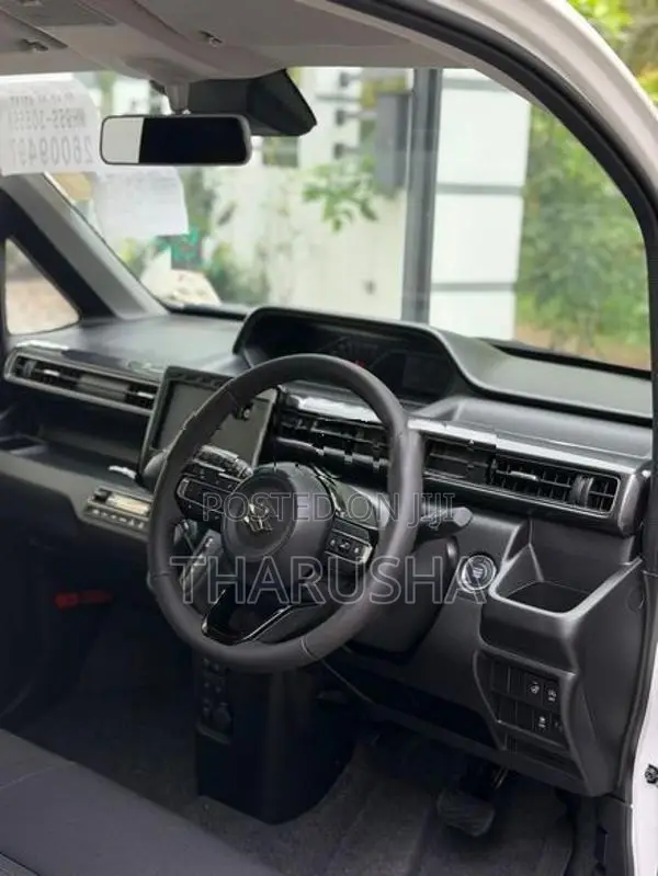 Suzuki Wagon R Custom ZX 2026