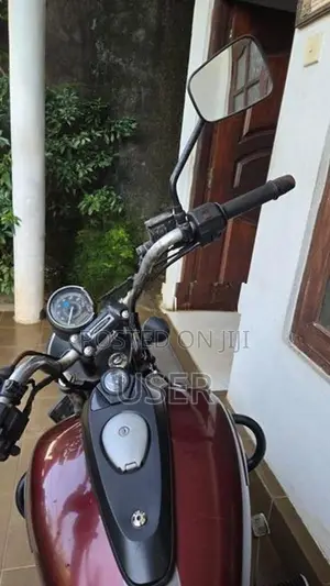 Bajaj Avenger Street 150 2017