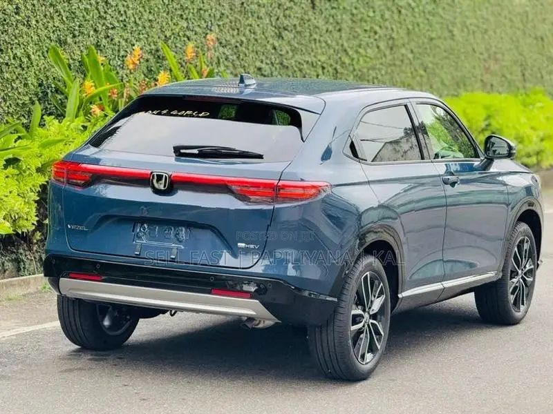 Honda Vezel Z Premium 10Spk 4WAY 2026