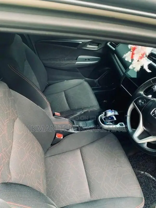 Honda Fit GP5 S Grade 2014