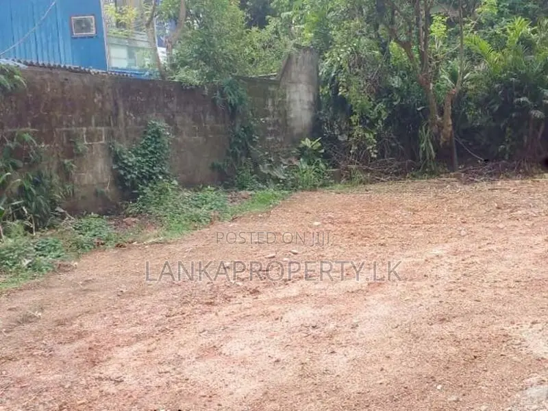 Residential Land for Sale in Galvala Junction, Ragama.