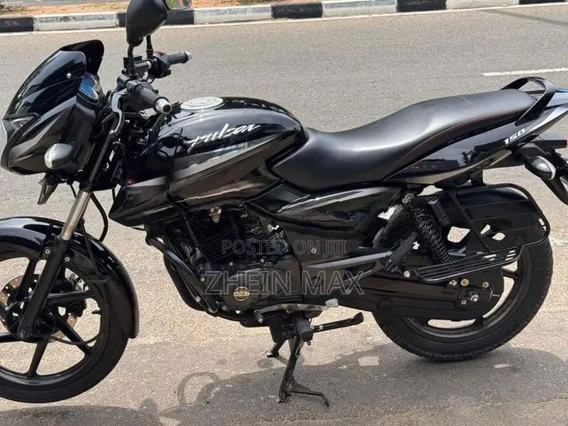 Bajaj Pulsar 150 2016