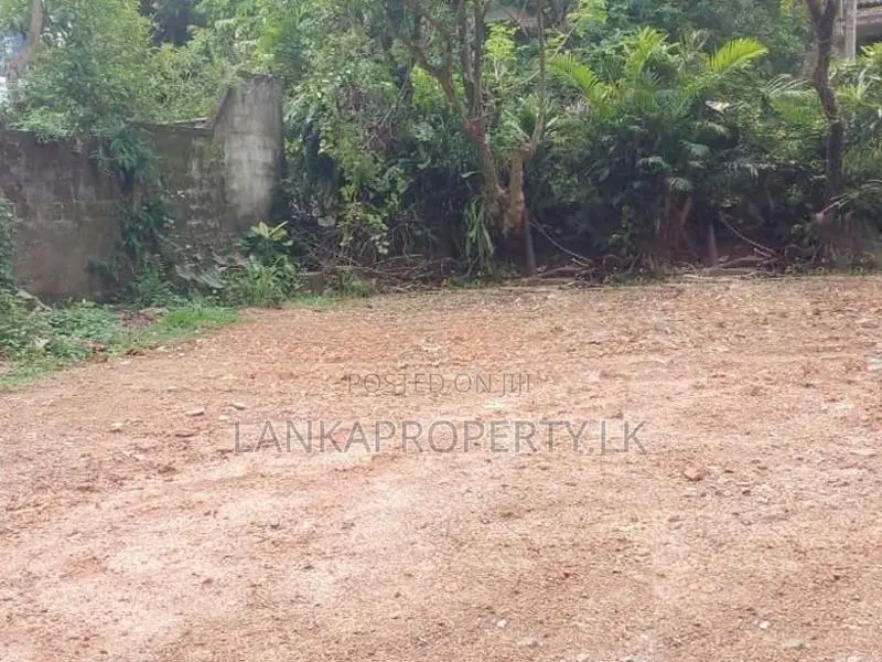 Residential Land for Sale in Galvala Junction, Ragama.