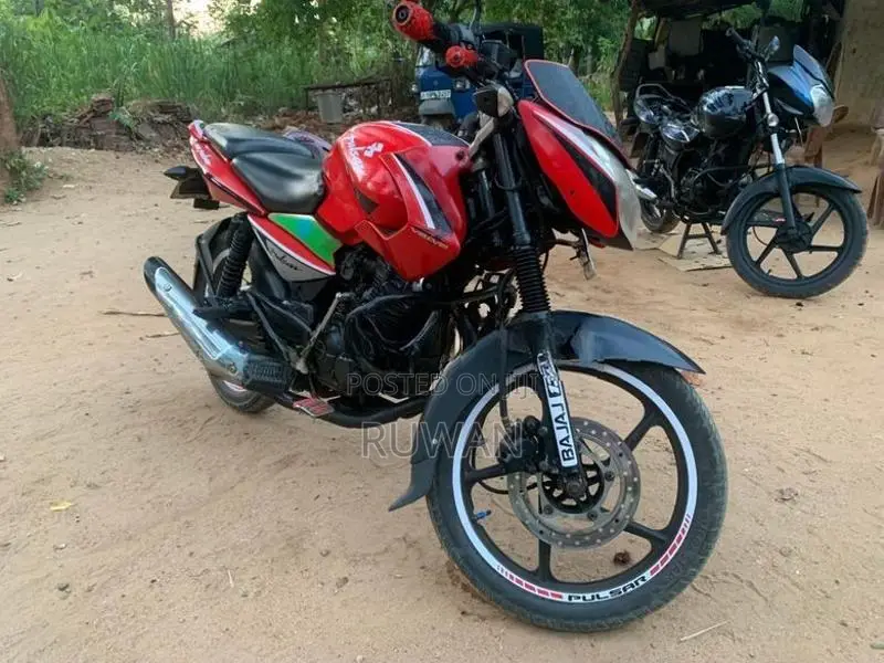 Bajaj Pulsar 135 2010