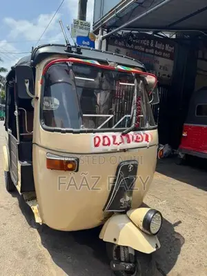 Bajaj RE 2001
