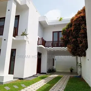 Luxury Residence with Panoramic Colombo Skyline Views for Sale Kandana